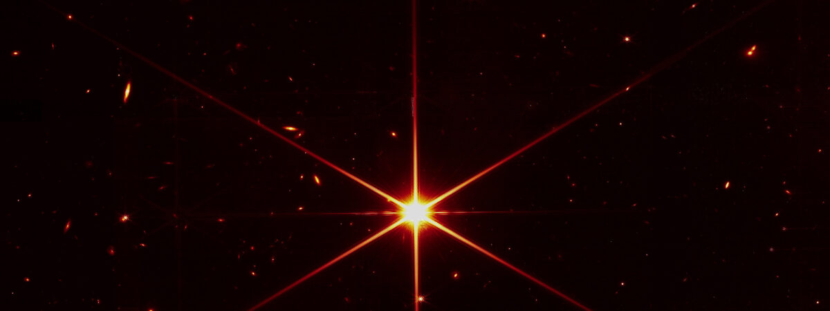 Zdjęcie gwiazdy zrobione przez Kosmiczny Teleskop Jamesa Webba / Źródło: NASA/flickr