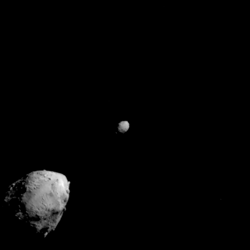 Misja DART - Asteroidy Didymos i Dimorphos / Źródło: Credits: NASA/Johns Hopkins APL